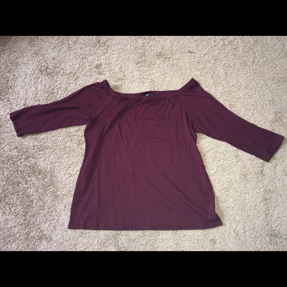 Off the shoulder shirt size 3x